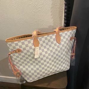 NWT White Checkered Tote